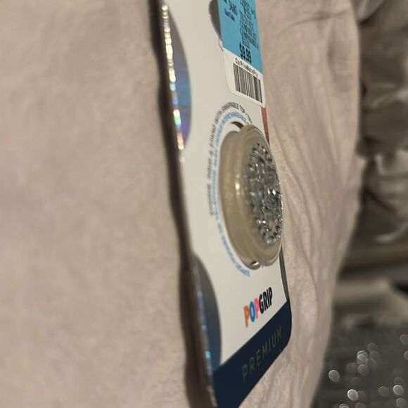 NWT Silver Bling Flower Popsocket - Picture 2 of 2